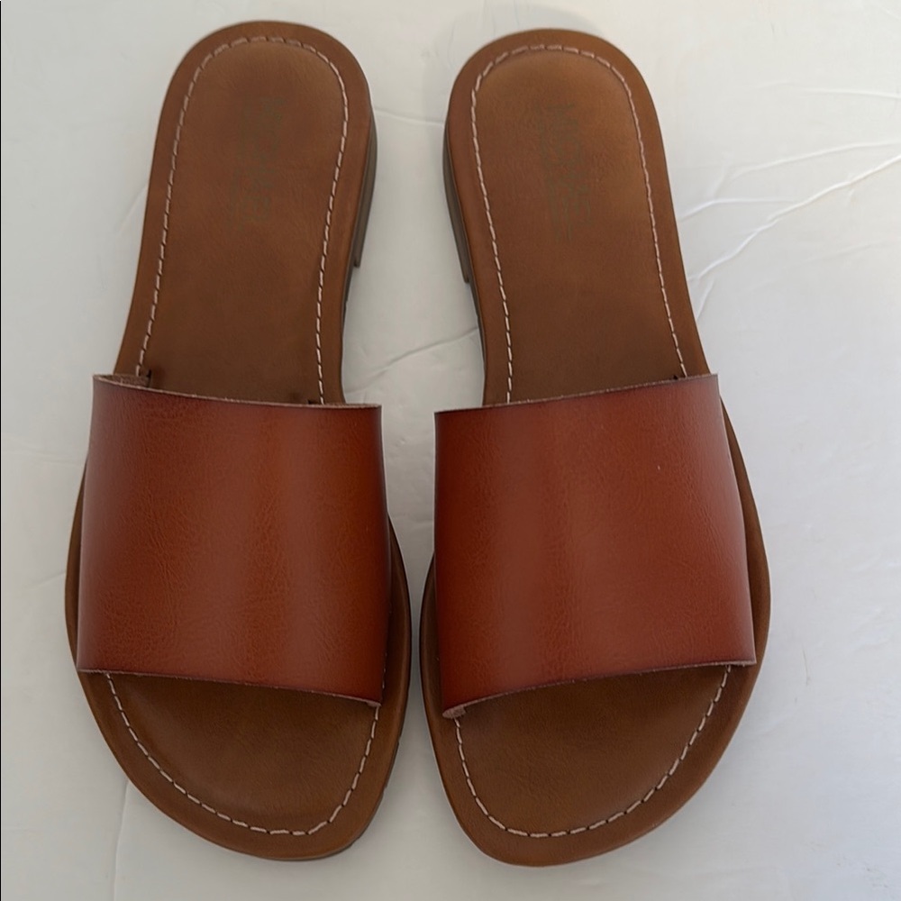 Michael by Michael Shannon Slide Sandals